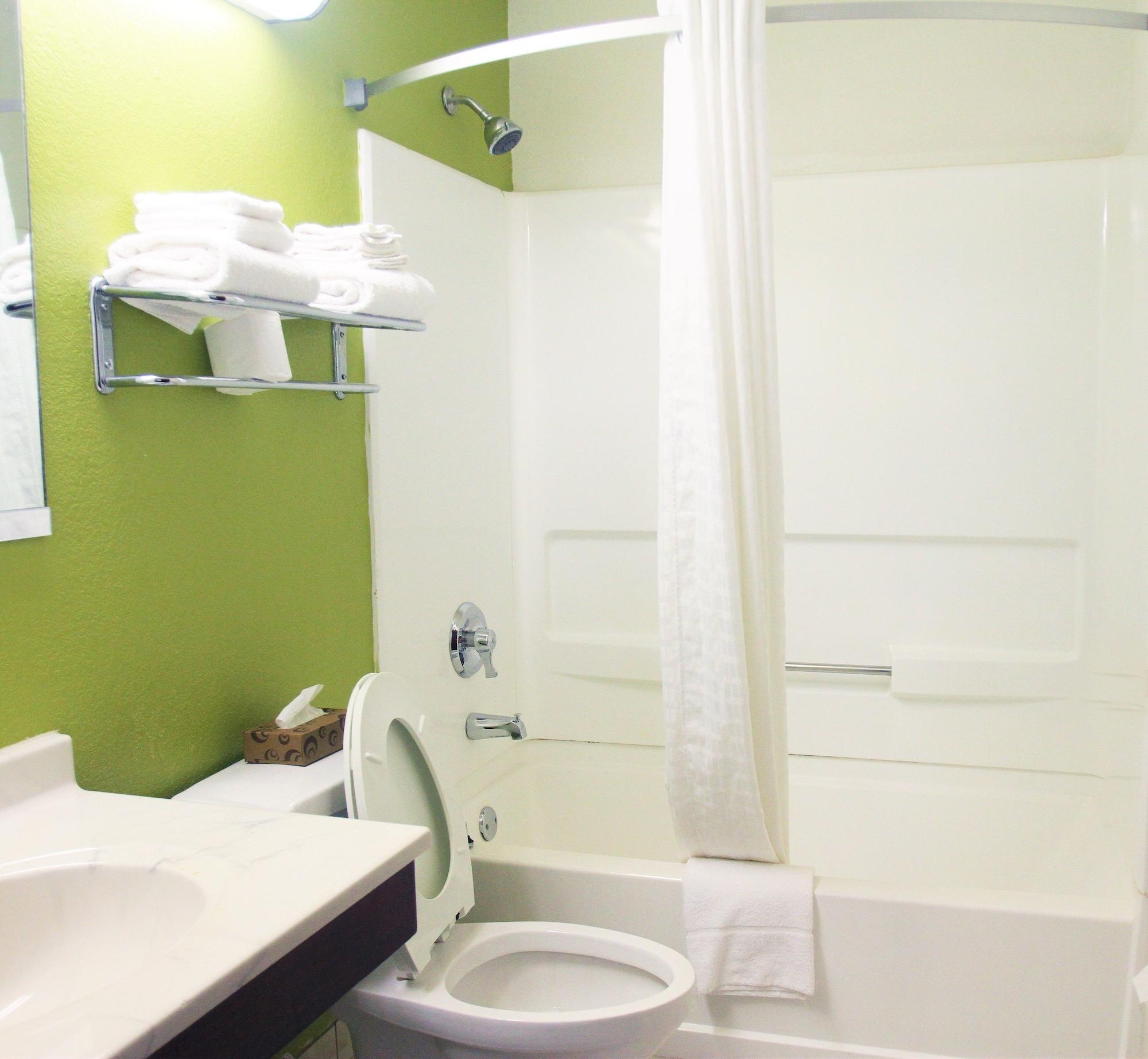 Super 8 By Wyndham Va Motel 2*