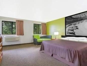Super 8 By Wyndham Va 2* South Boston