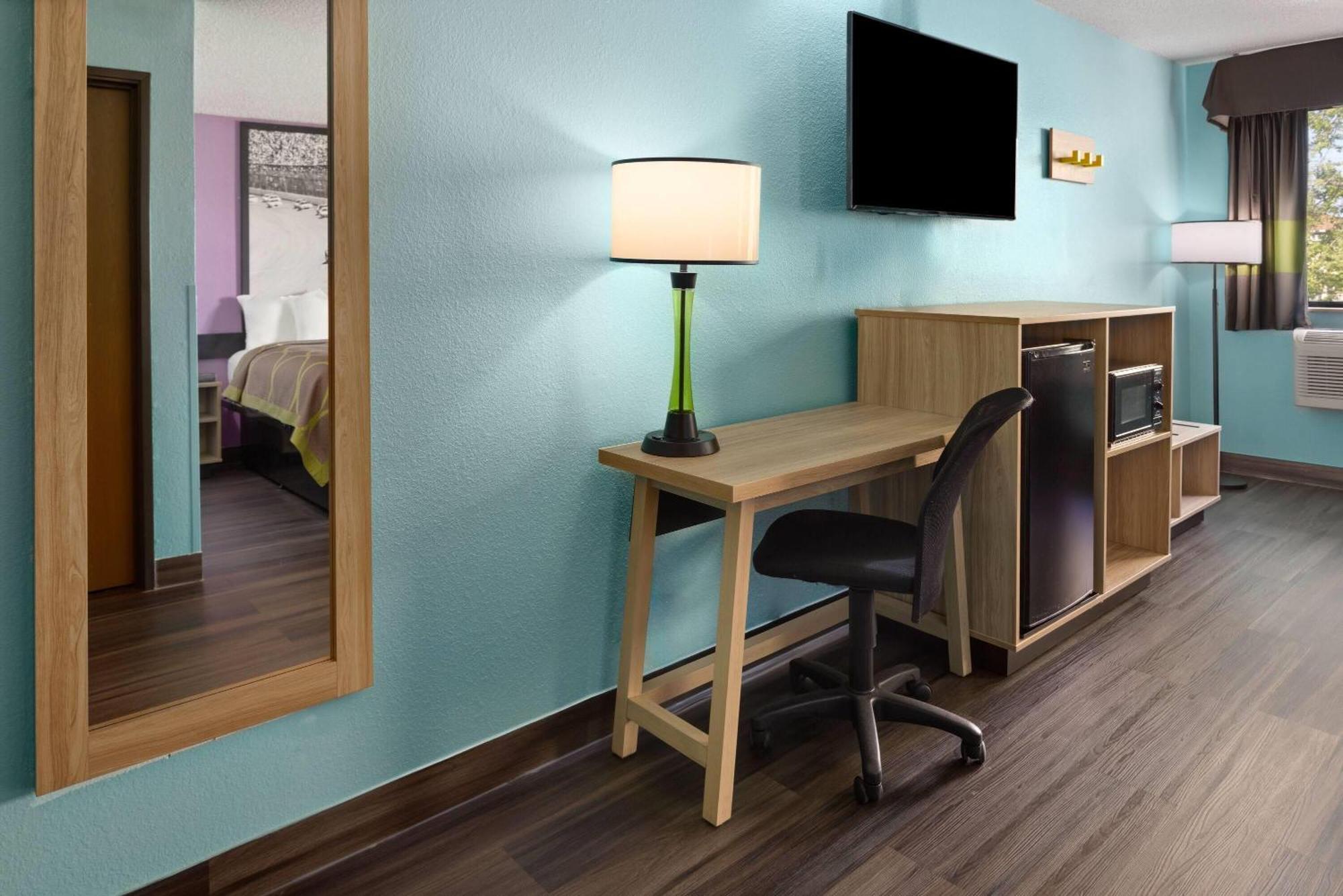 Motel Super 8 By Wyndham Va 2*