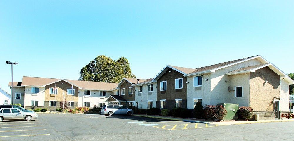 Super 8 By Wyndham Va