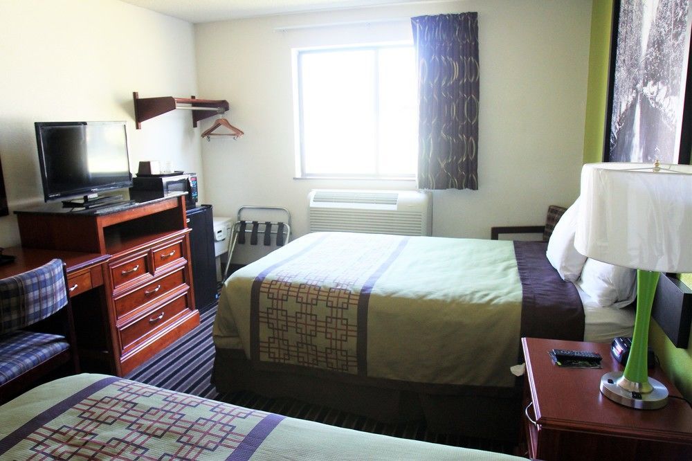 Super 8 By Wyndham Va 2*