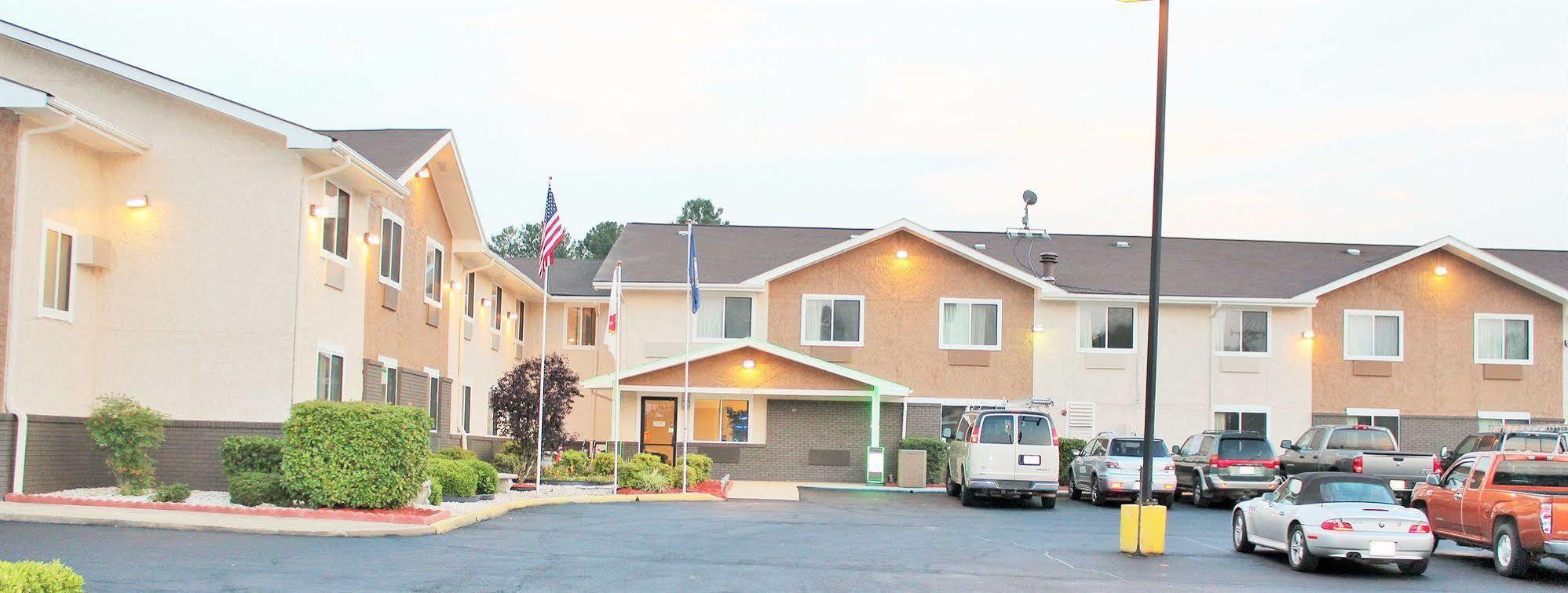 Super 8 By Wyndham Va Motel