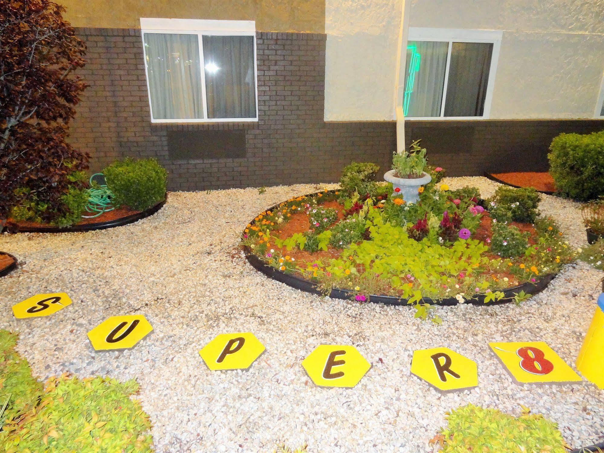 Super 8 By Wyndham Va 2* South Boston